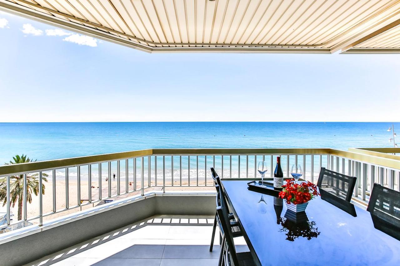 Magnifico Apartamento - Primera Linea De Mar กาลาเฟลล์ ภายนอก รูปภาพ