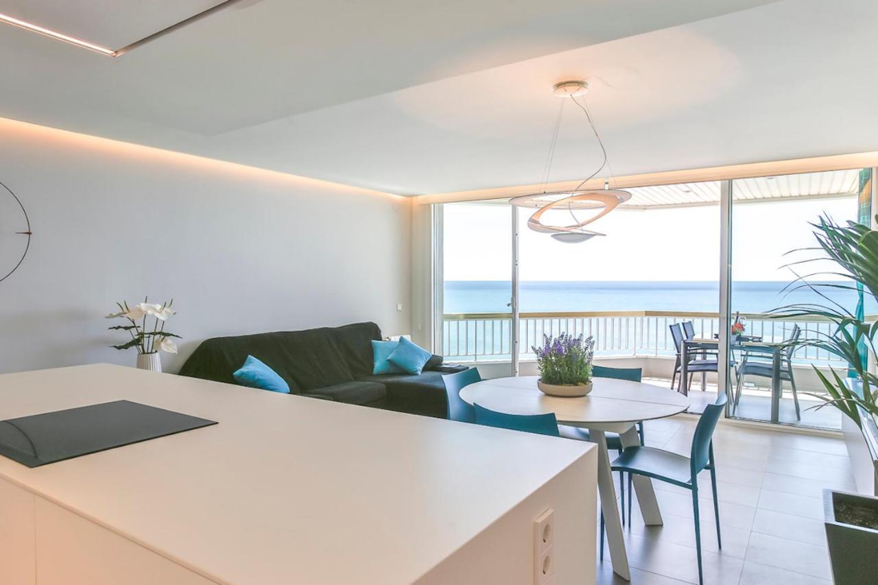 Magnifico Apartamento - Primera Linea De Mar กาลาเฟลล์ ภายนอก รูปภาพ