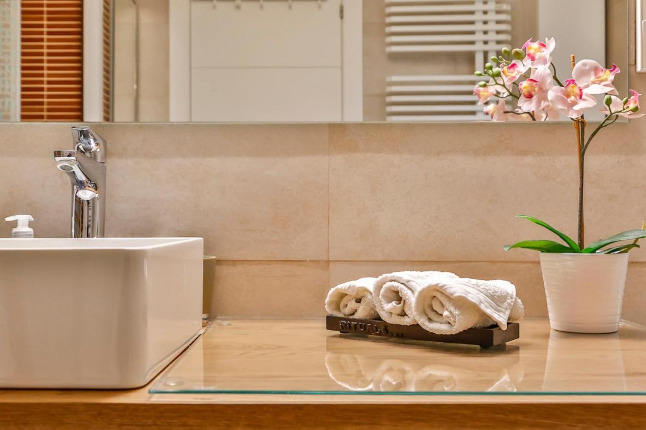 Magnifico Apartamento - Primera Linea De Mar กาลาเฟลล์ ภายนอก รูปภาพ