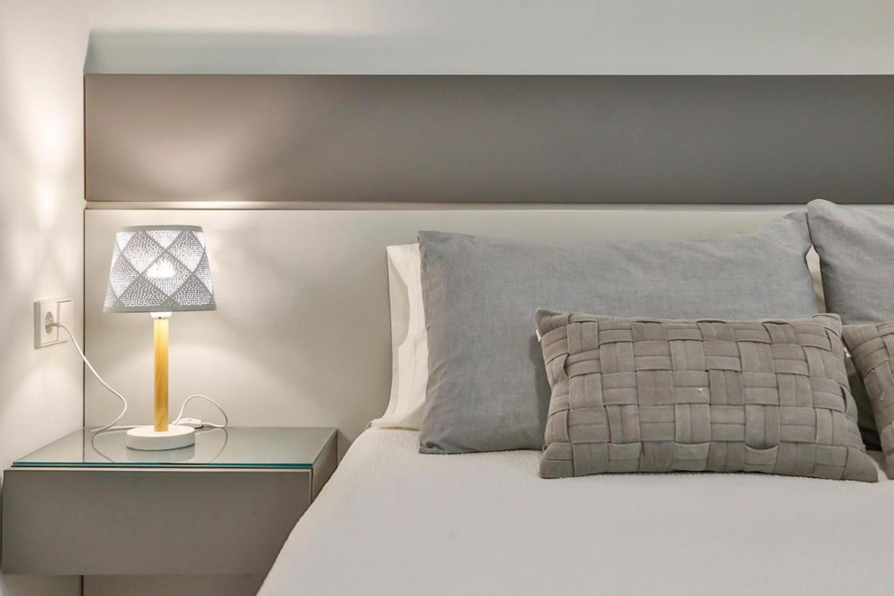 Magnifico Apartamento - Primera Linea De Mar กาลาเฟลล์ ภายนอก รูปภาพ